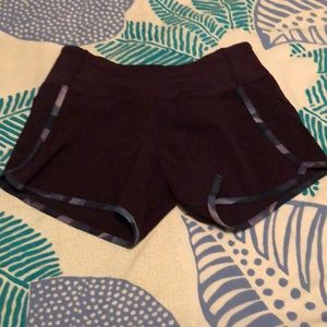 Lululemon run times short - size 2